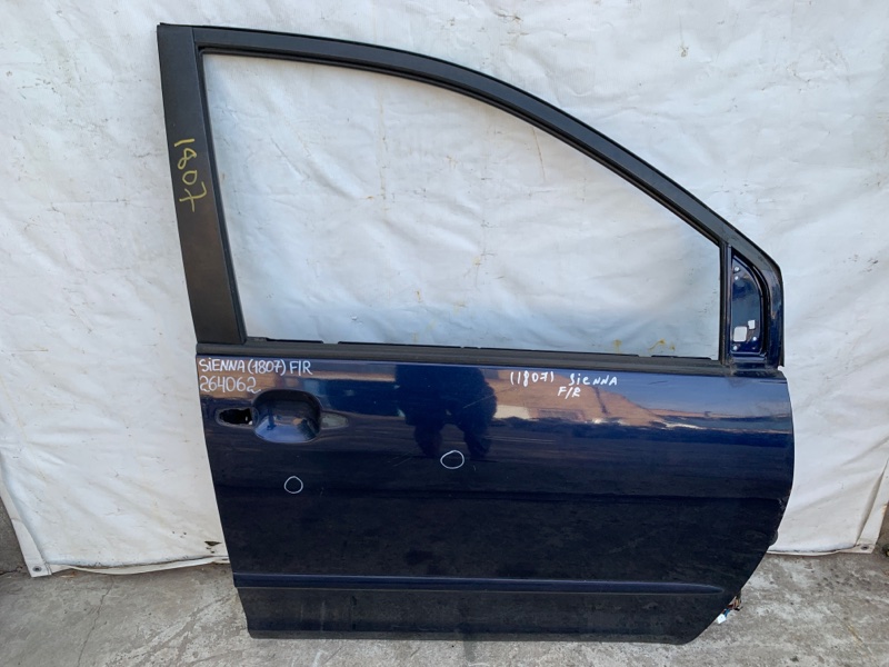 Дверь передняя правая SIENNA 03-10 2006 3.5 2GR-FE Дверь передняя правая SIENNA 03-10 2006 3.5 2GR-FE