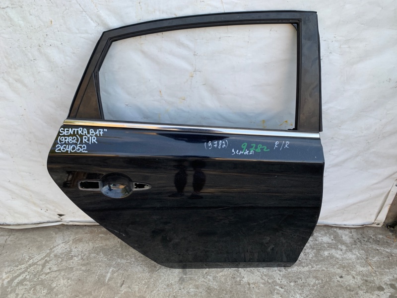 Дверь задняя правая SENTRA B17 12-21 2013 1.8 MRA8DE