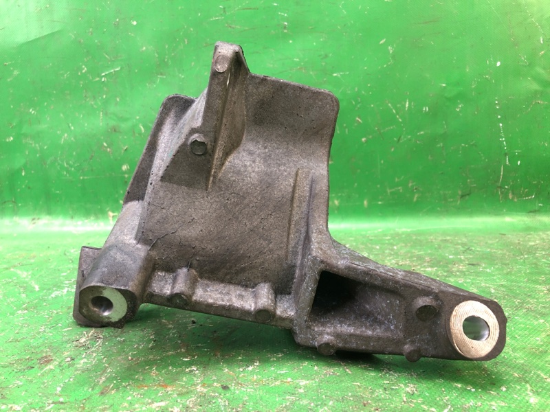 Кронштейн двигателя передний JOURNEY 08-20 2010 3.5 EGF