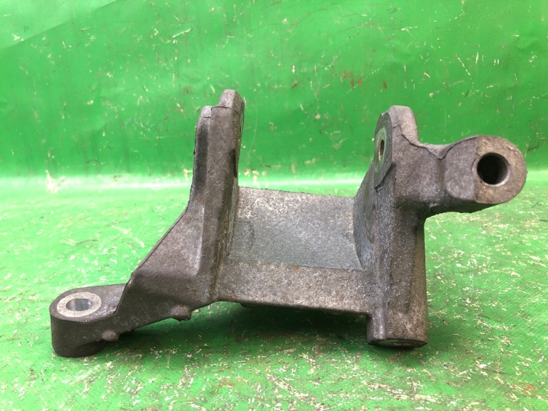 Кронштейн двигателя передний JOURNEY 08-20 2010 3.5 EGF