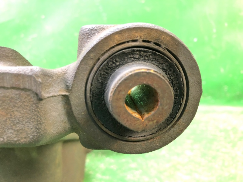 Цапфа задняя правая JOURNEY 08-20 2010 3.5 EGF