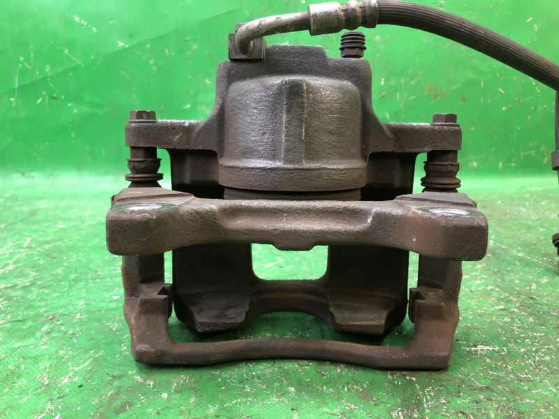 Суппорт тормозной передний правый JOURNEY 08-20 2010 3.5 EGF Суппорт тормозной передний правый JOURNEY 08-20 2010 3.5 EGF