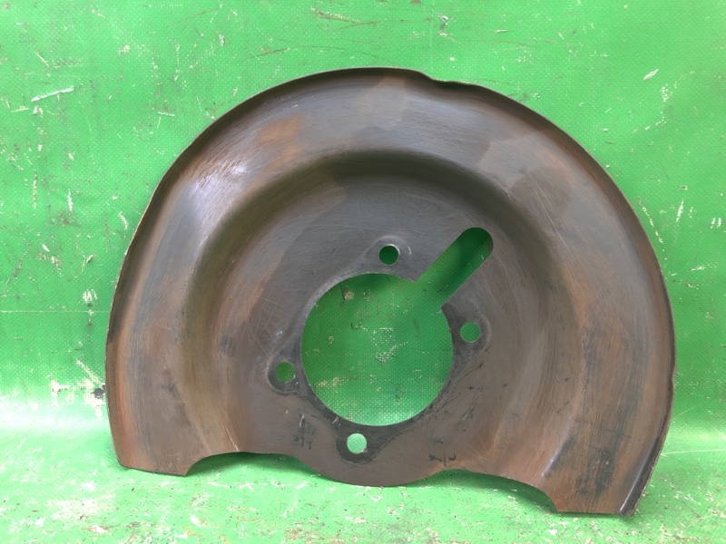 Запчасть защита тормозного диска задняя левая DODGE JOURNEY 08-20 2010 3.5 EGF 4721 683AA Б/У Защита тормозного диска задняя левая DODGE JOURNEY 08-20 2010 3.5 EGF 4721 683AA Б/У