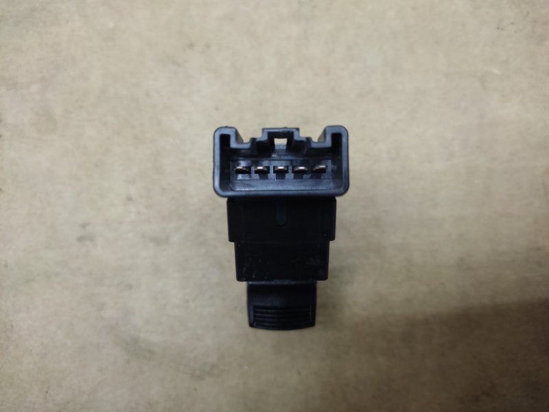 Кнопка стеклоподъемника задняя правая SUZUKI SX4 06-13 Хетчбек 2.0