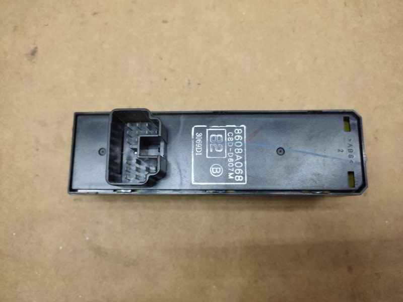 Блок управления стеклоподъемниками передний левый MITSUBISHI LANCER X 10 07-15