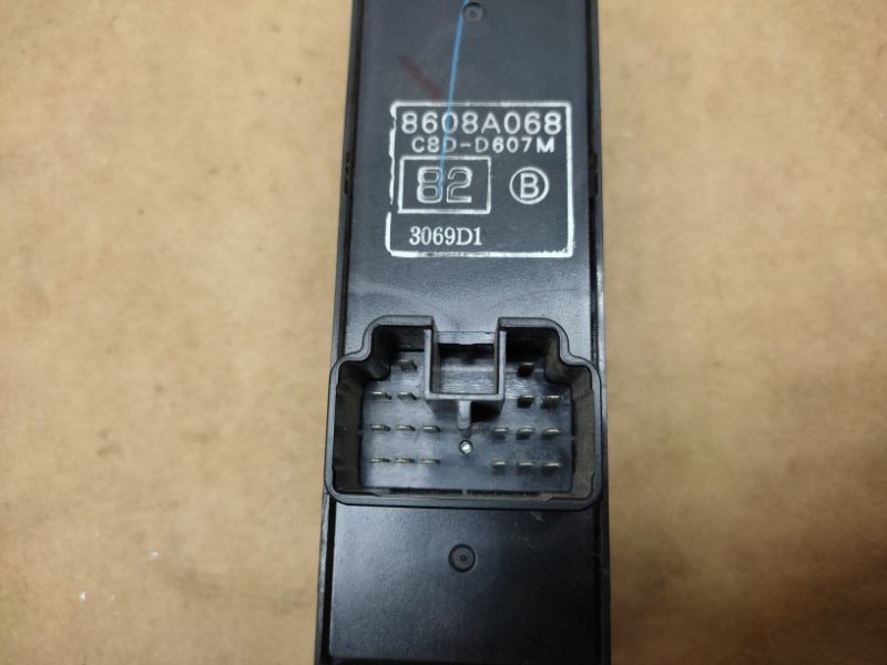 Блок управления стеклоподъемниками передний левый LANCER X 10 07-15