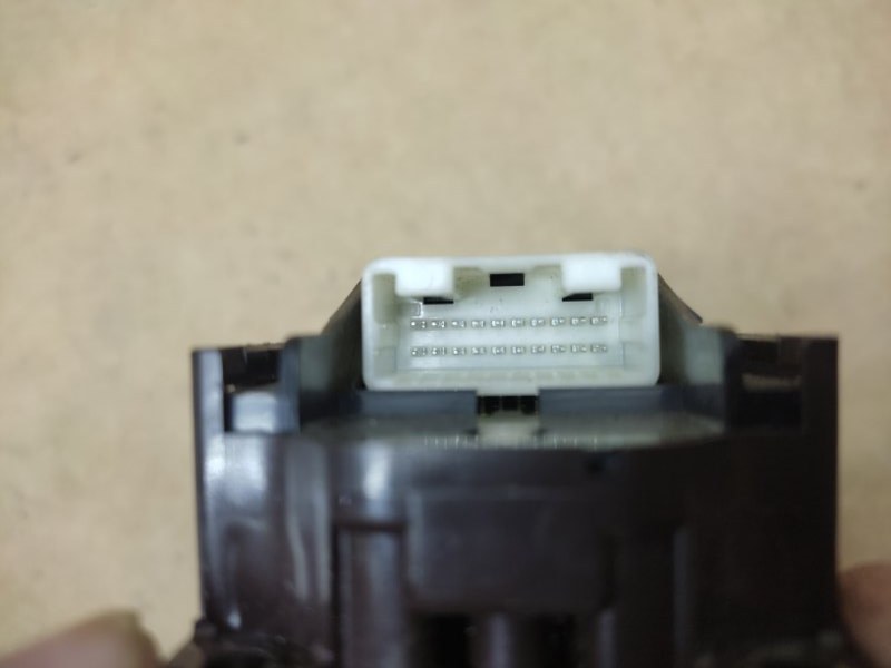 Блок управления стеклоподъемниками LS460 06-12 2007 Седан 4.6