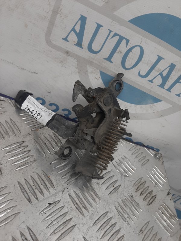 Замок капота AURIS 06-12