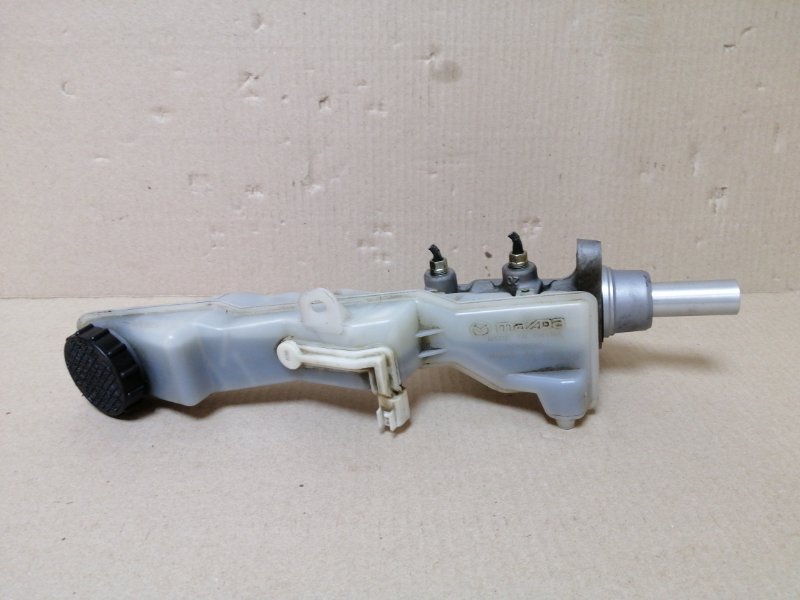 Главный тормозной цилиндр MAZDA CX-5 (KE) 11-17 2.5