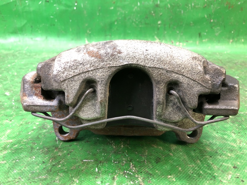 Суппорт тормозной передний левый JETTA USA 10-17