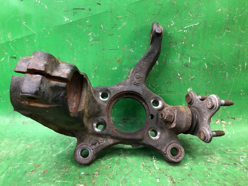 Кулак поворотный передний правый VOLKSWAGEN JETTA 05-10 2007 Седан 2.5 1K0407256AA Б/У