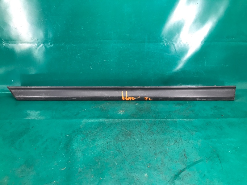 Накладка двери передняя левая NISSAN PATHFINDER R52 12-21 2020 R52 3.5 80877-9PB0A Б/У