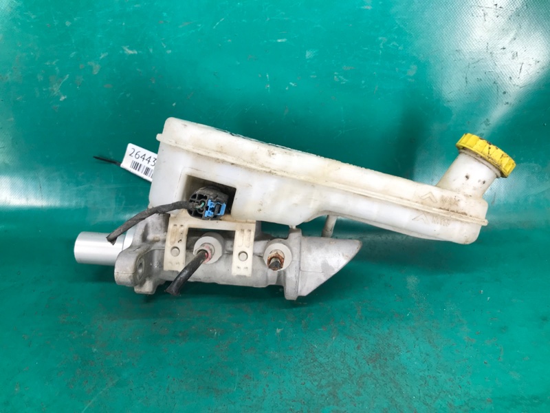 Главный тормозной цилиндр JOURNEY 08-20 Внедорожник Главный тормозной цилиндр JOURNEY 08-20 Внедорожник