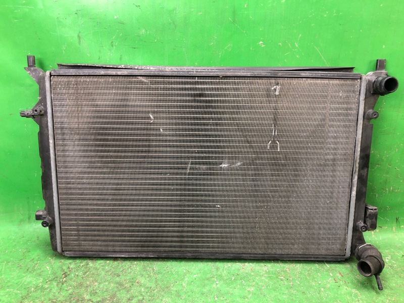 Радиатор основной VOLKSWAGEN JETTA 05-10 2007 Седан 2.5 1K0121251CJ Б/У