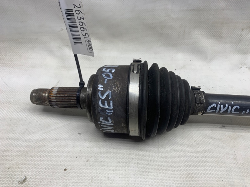 Привод передний правый HONDA CIVIC ES 00-05 EM2 1.7 D17A1