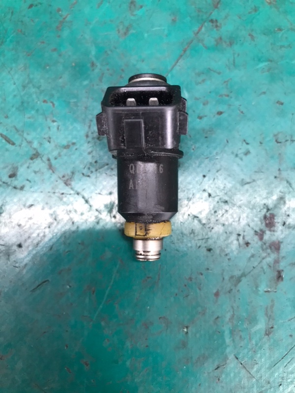 Форсунка топливная CIVIC ES 00-05 2003 1.7 D17A2