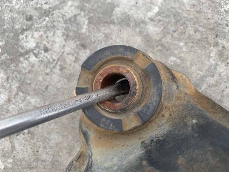 Балка передней подвески ECLIPSE 05-08 2006 COUPE 2.4 Балка передней подвески ECLIPSE 05-08 2006 COUPE 2.4