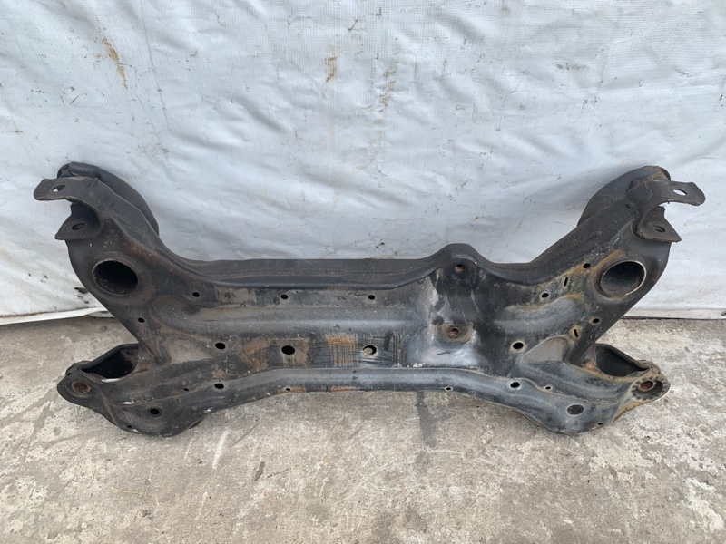 Балка передней подвески ECLIPSE 05-08 2006 COUPE 2.4 Балка передней подвески ECLIPSE 05-08 2006 COUPE 2.4