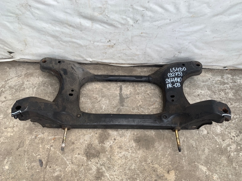 Балка передней подвески LS430 00-06 2000 UCF30L 4.3 3UZFE