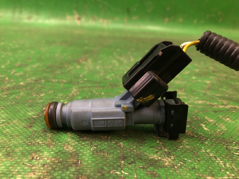 Форсунка топливная HYUNDAI SONATA YF 10-14 Седан 2.4 G4KK Форсунка топливная HYUNDAI SONATA YF 10-14 Седан 2.4 G4KK