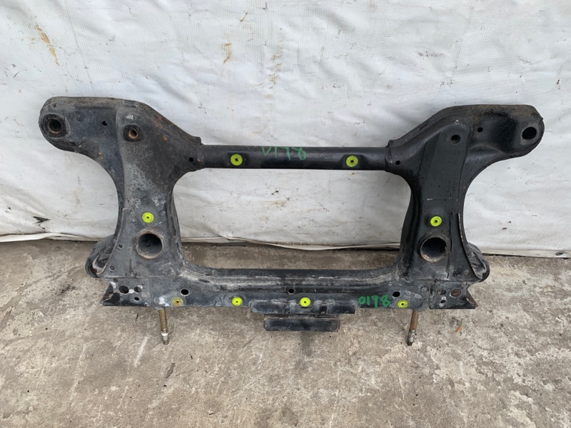 Балка передней подвески LS430 00-06 2004 UCF30L 4.3 3UZFE Балка передней подвески LS430 00-06 2004 UCF30L 4.3 3UZFE