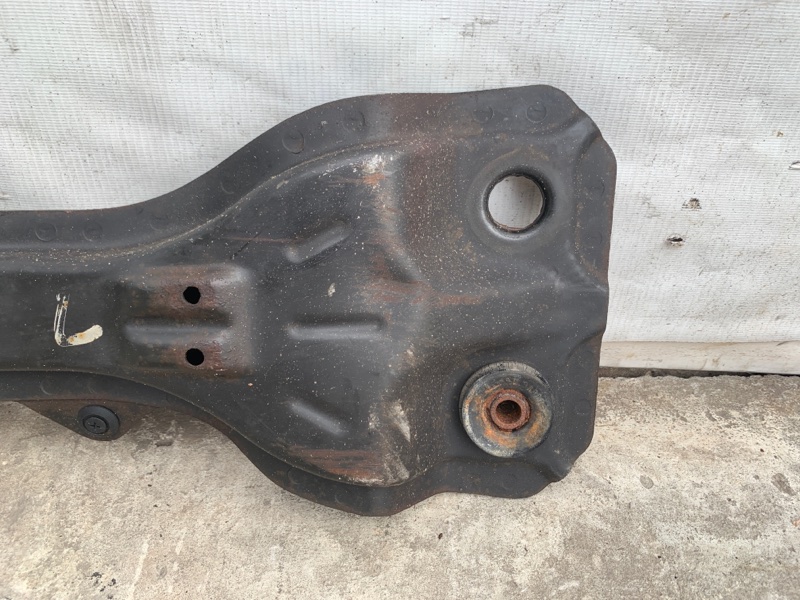 Балка двигателя продольная ECLIPSE 05-08 2006 COUPE 2.4