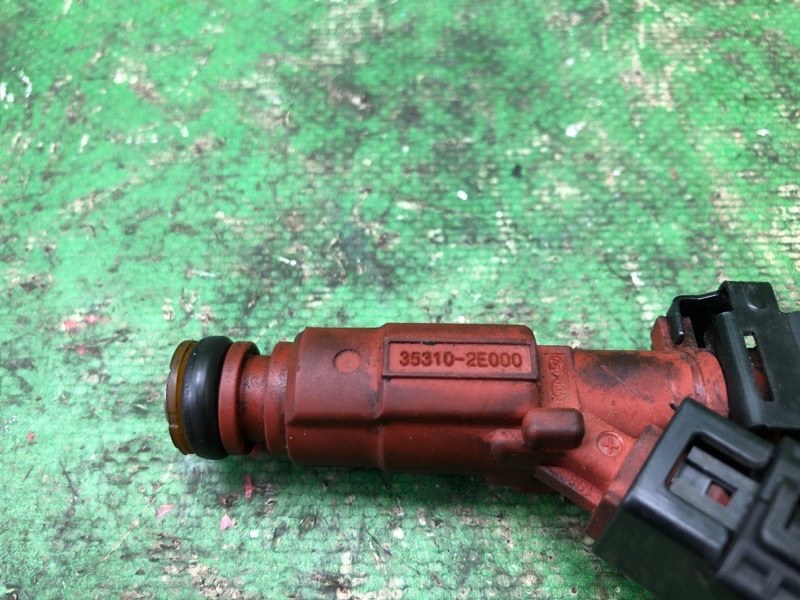 Форсунка топливная ELANTRA MD 10-15 2012 1.8 G4NB