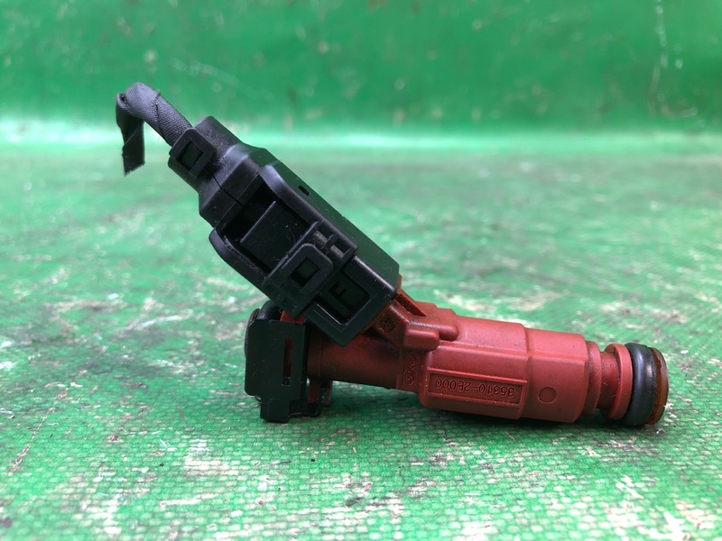 Форсунка топливная HYUNDAI ELANTRA MD 10-15 1.8 G4NB