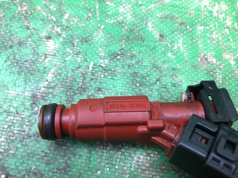 Форсунка топливная ELANTRA MD 10-15 2012 1.8 G4NB