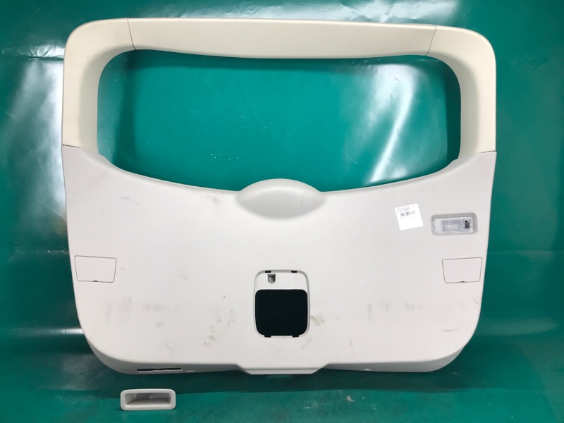 Обшивка крышки багажника NISSAN ROGUE 08-15 2013 Внедорожник 2.5 QR25DE 90901-JM00B Б/У