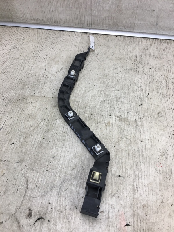 Кронштейн заднего бампера задний правый ACCORD CL7 / TSX 03-08 Кронштейн заднего бампера задний правый ACCORD CL7 / TSX 03-08