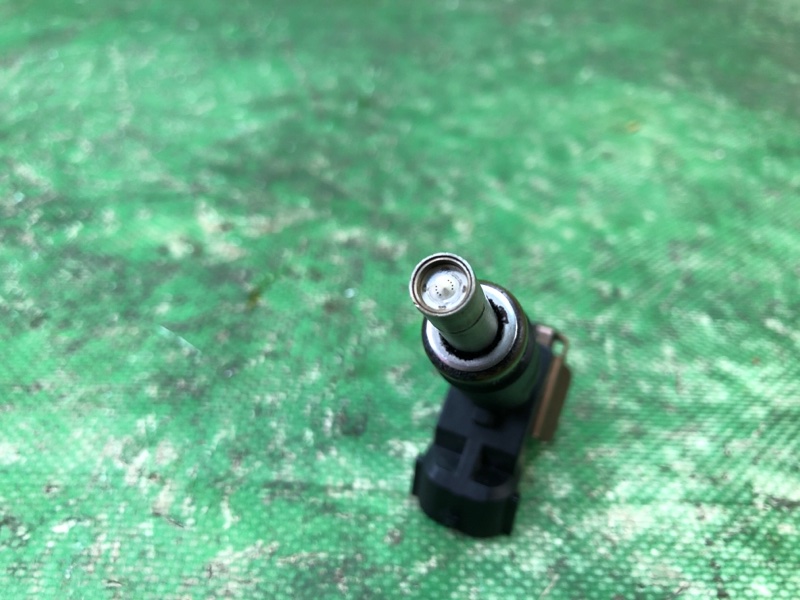 Форсунка топливная JETTA 05-10 2007 Седан 2.5