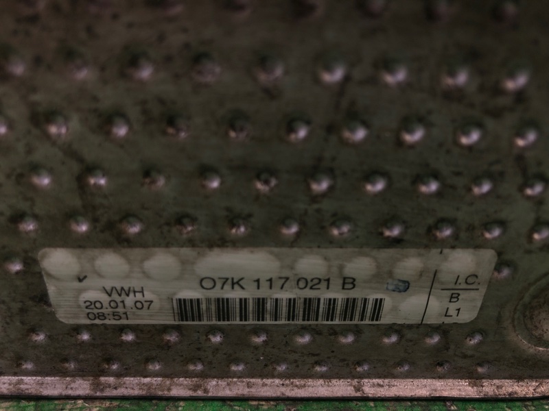 Теплообменник двигателя VOLKSWAGEN JETTA 05-10 Седан 2.5