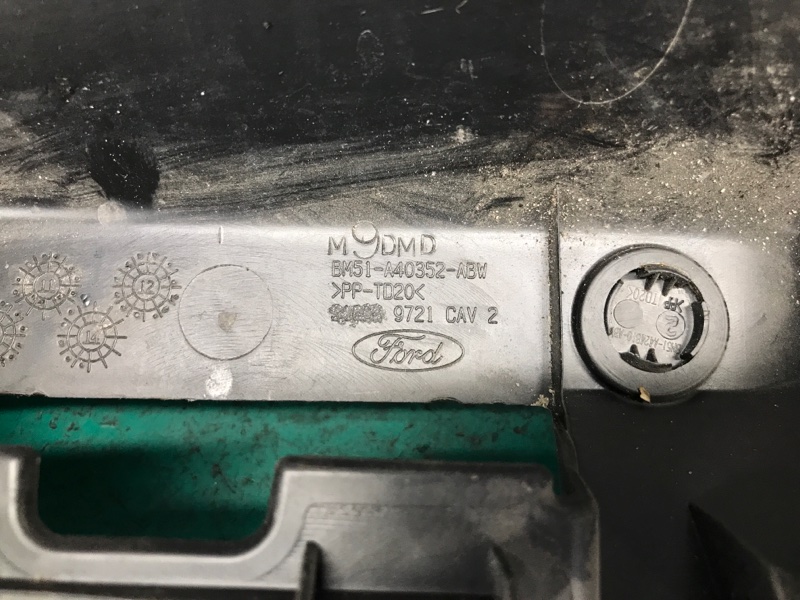 Накладка на порог багажника FOCUS 10-18 Накладка на порог багажника FOCUS 10-18