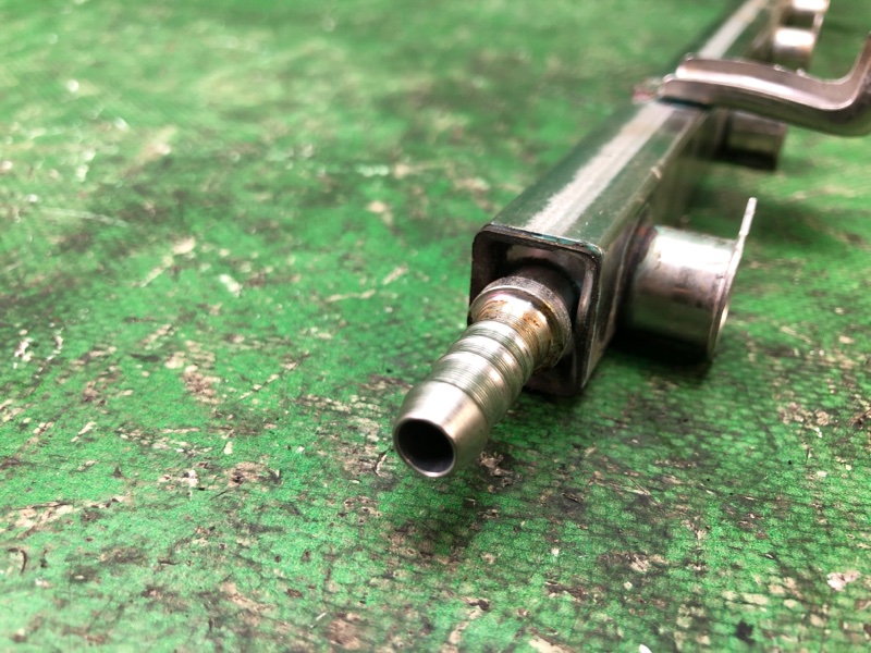 Топливная рейка JETTA USA 10-17 2011 Седан CBTA 2.5L