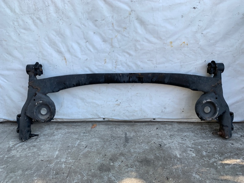 Балка задней подвески SIENNA 03-10 2006 3.5 2GR-FE