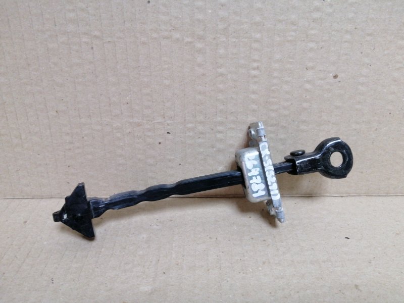 Ограничитель двери задний правый MAZDA CX-5 (KE) 11-17 2016 2.5 KD53-72-270 Б/У