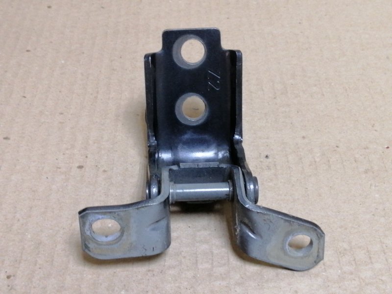 Петля двери верхняя задняя правая CX-5 (KE) 11-17 2016 2.5