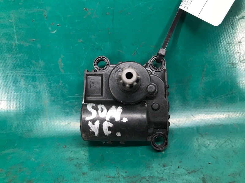 Моторчик заслонки печки HYUNDAI ELANTRA MD 10-15 2013 Седан 1.8 G4NB 97162-1UAA0 Б/У