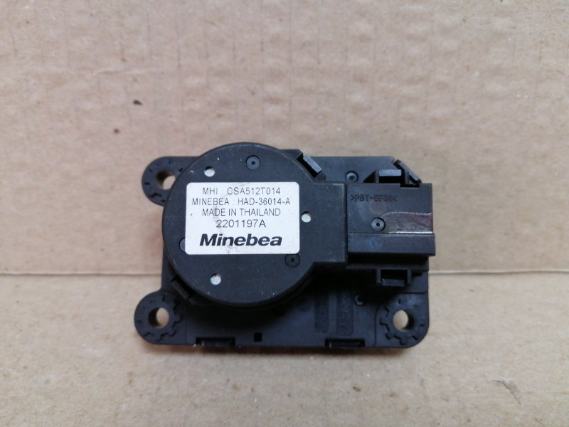 Моторчик заслонки печки MITSUBISHI OUTLANDER GF 12- 2.4 Моторчик заслонки печки MITSUBISHI OUTLANDER GF 12- 2.4