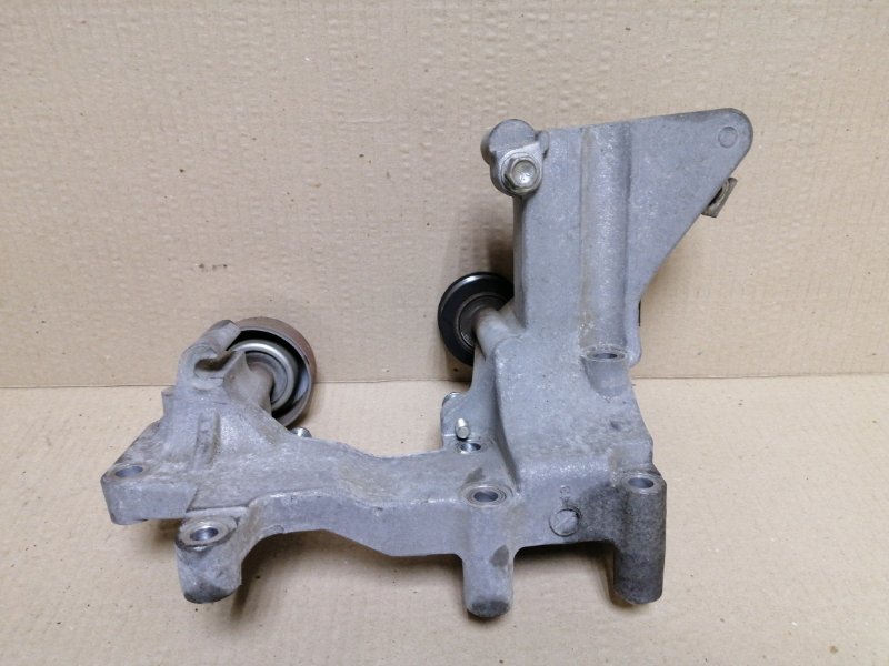 Кронштейн генератора OUTLANDER GF 12- 2019 2.4