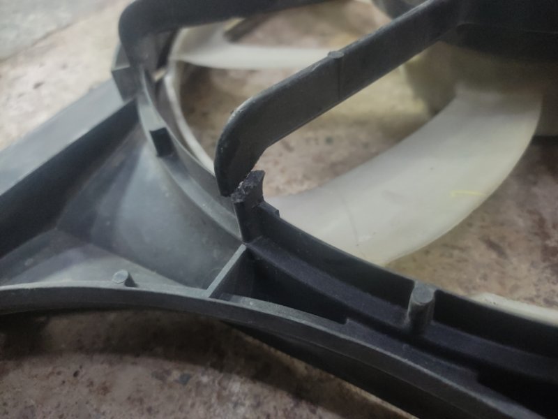 Диффузор вентилятора основного радиатора CAMRY 40 06-11