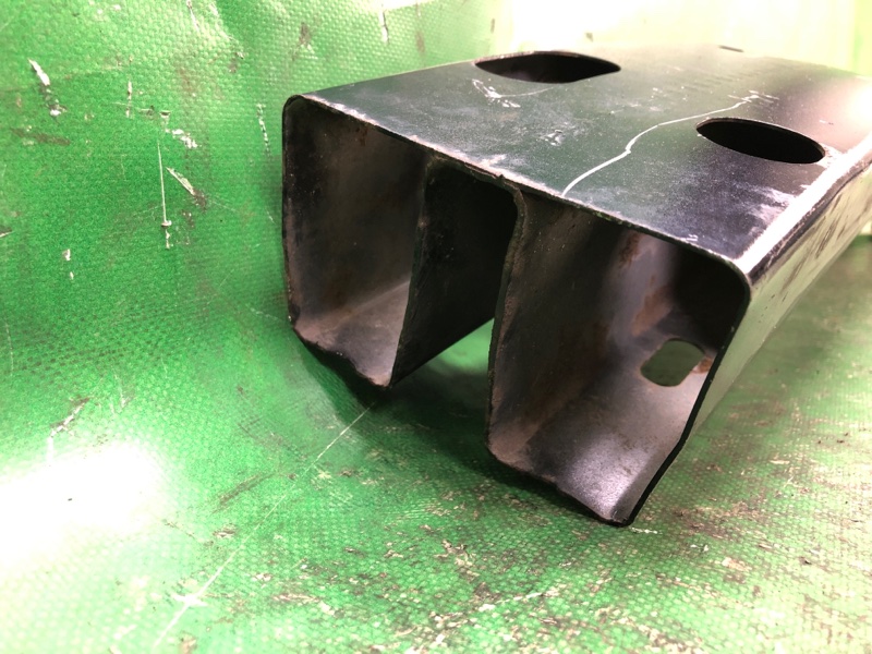 Усилитель заднего бампера JUKE 10-19 2011 1.6 MR16DDT