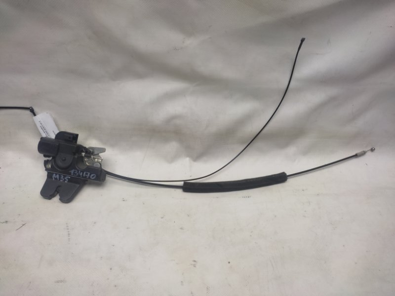 Замок крышки багажника M35/M45 04-10