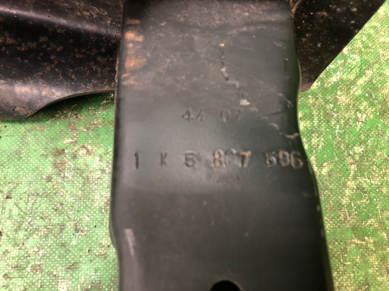 Усилитель заднего бампера JETTA 05-10 2007 Седан 2.5