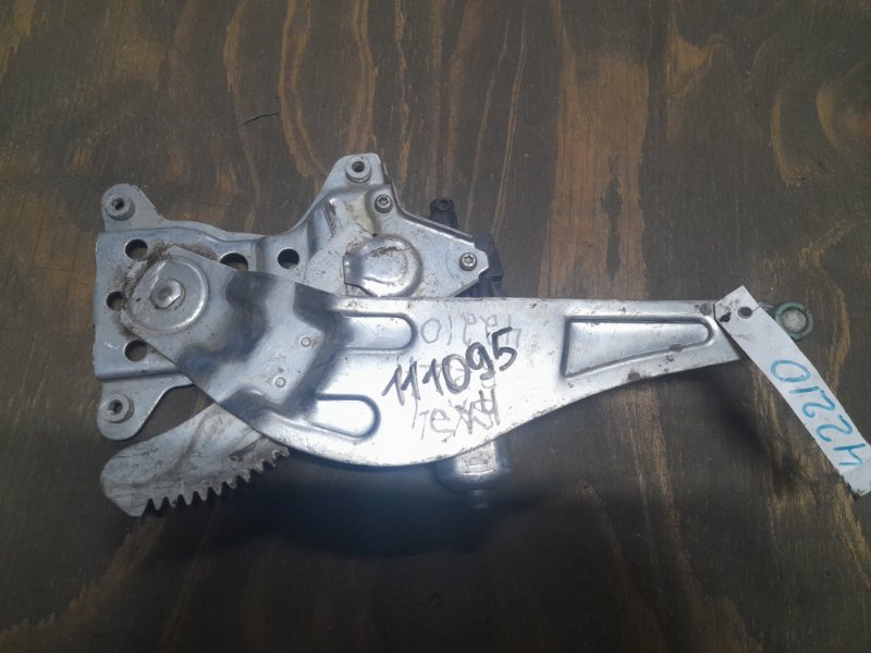 Стеклоподъемник задний левый SUZUKI SX4 06-13 83502-79J11 Б/У