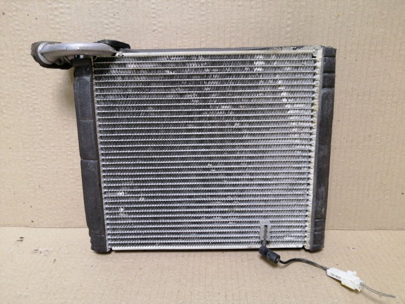 Испаритель кондиционера CT200 11-17 2013 1.8 2ZRFXE