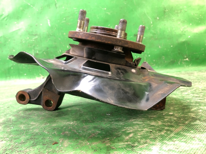 Кулак поворотный передний левый SONATA YF 10-14