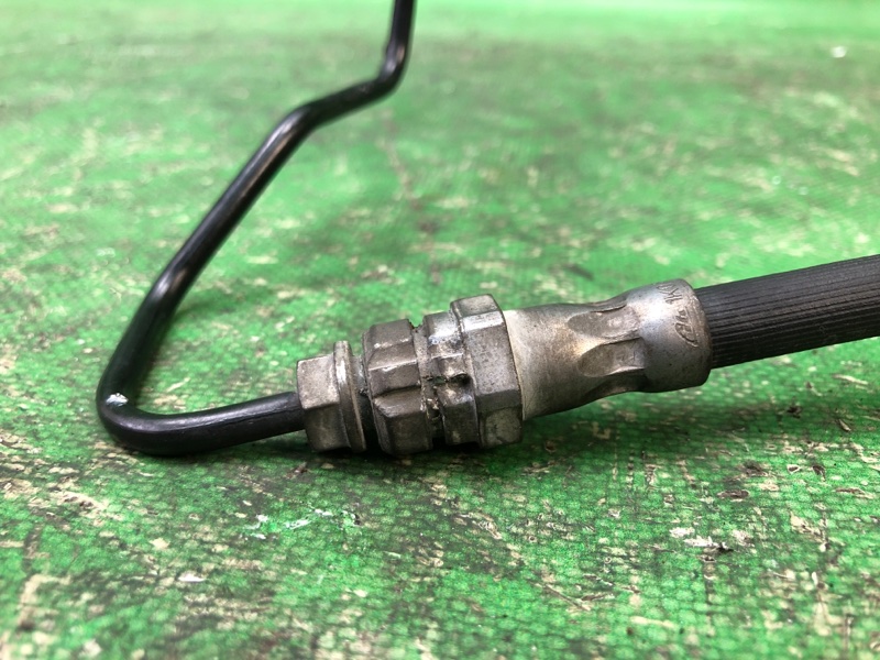 Трубка тормозная задняя левая JETTA USA 10-17 2011 2.5