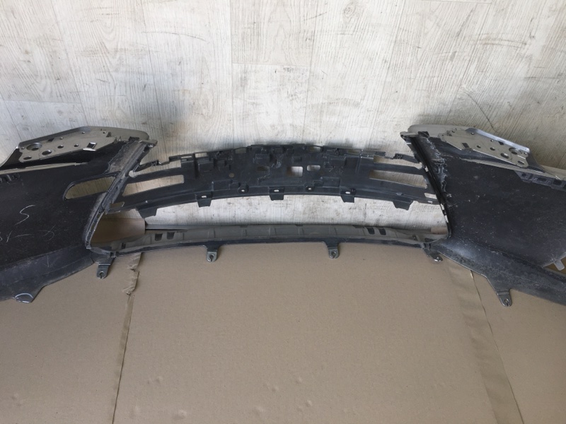 Бампер передний IS250/350 13-20